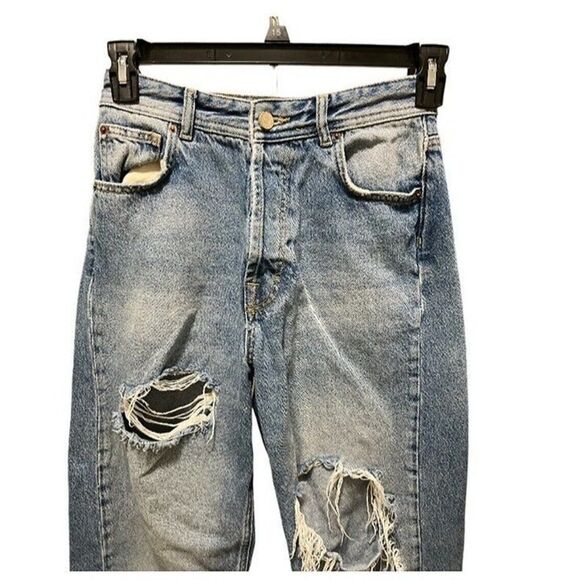 BDG Urban Outfitters Destroyed Jeans in Medium Wash Waist 26" - Picture 3 of 9